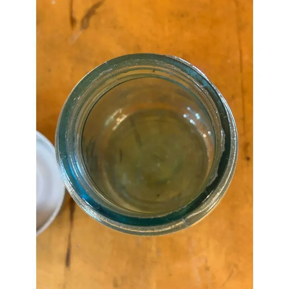 Vintage Ball Perfect Quart Mason Jar Aqua Blue Zinc Porcelain Screw Lid (5010)